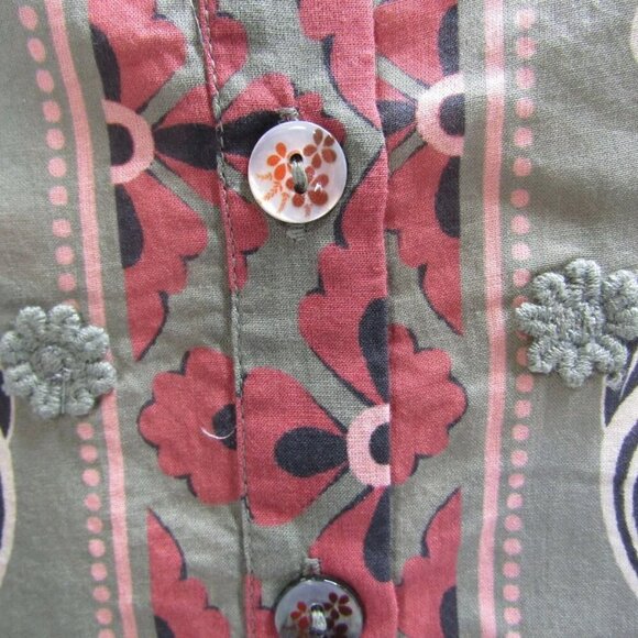 NEW FARM RIO Womens Arabesque Floral Blouse Size S Green - Picture 13 of 15
